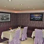 Hotel Sureyya